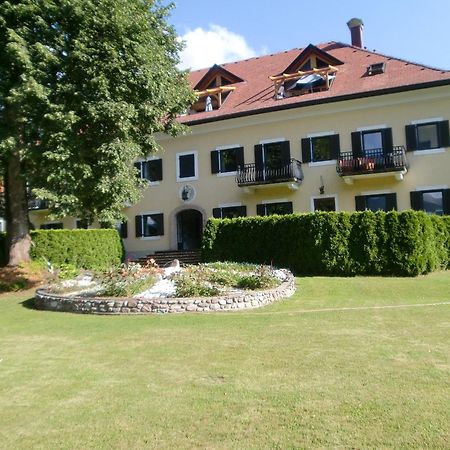 Garten- & Loggia-Appartement Herrenhaus Dellach im Drautal Exterior foto